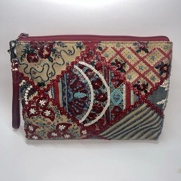 Isabella Fiore Handbags - Vintage Isabella Fiore Beaded Clutch/ Handbag